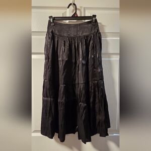 HALARA Shimmering Black A-Line Skirt